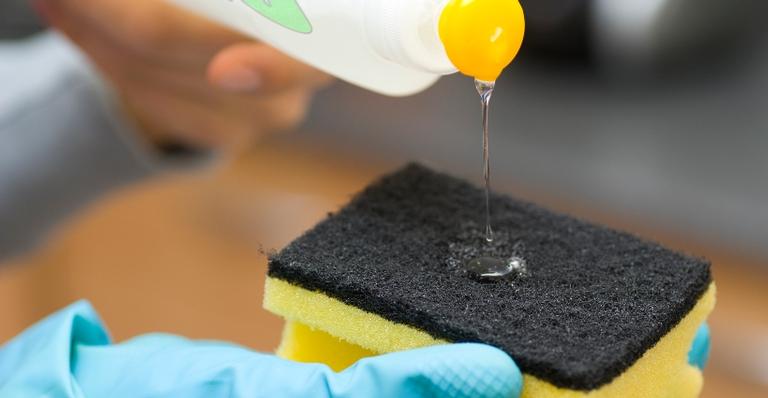 Esponja de cozinha! Conheça os segredos que um simples objeto de limpeza esconde