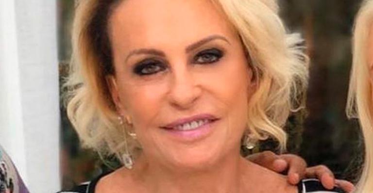 Ana Maria Braga surge em fotos raríssimas do casamento da filha e se emociona: ”União de amor”
