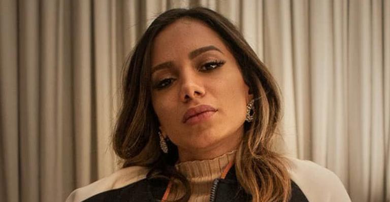 Anitta desabafa depois de descobrir propostas de Regina Duarte no governo: “Que seja mentira”