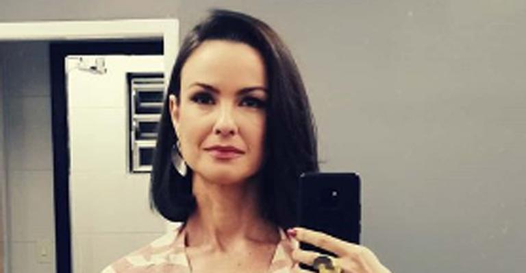 Carolina Kasting comemora retorno às novelas em ‘Salve-se Quem Puder’