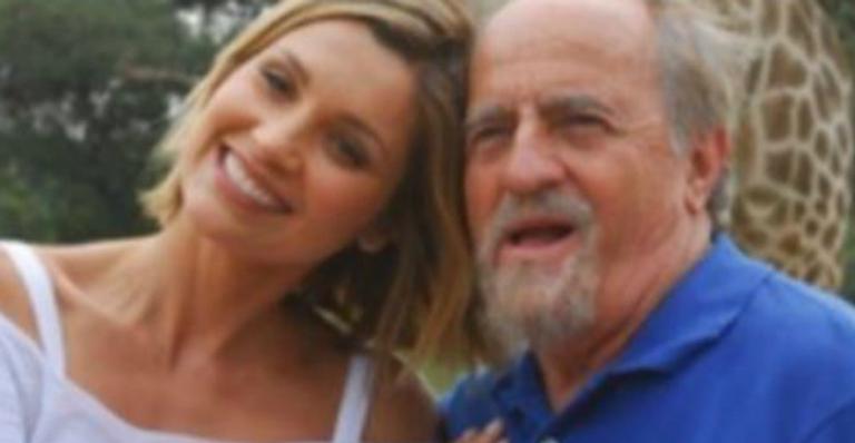 Flávia Alessandra faz homenagem especial de aniversário para amigo de longa data, Ary Fontoura