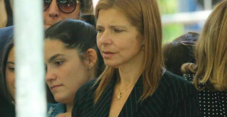 Irmã de Gugu Liberato pede expulsão do irmão de Rose Miriam de imóvel em Orlando, dizem advogados