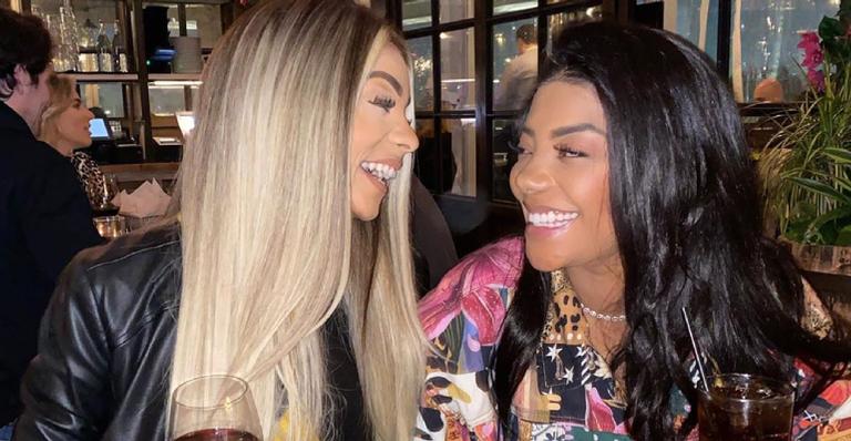 Ludmilla abre o coração e faz homenagem emocionante à esposa: ”Obrigada por transbordar amor”