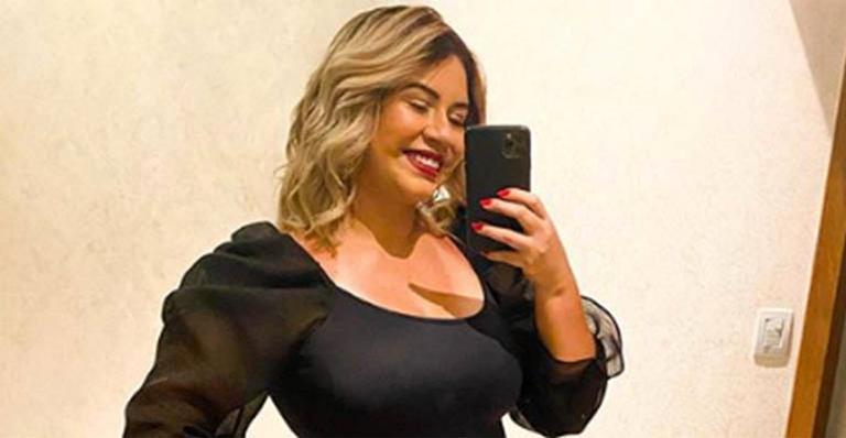 Marília Mendonça faz tatuagem com o nome do filho, Léo