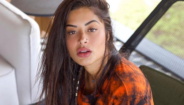 Aline Riscado ostenta pernões enormes em clique sensual e arranca elogios da web: ”Espetáculo”