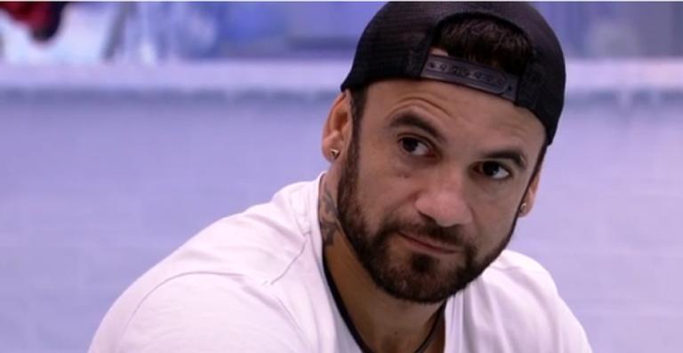 BBB20: Hadson está confiante sobre paredão: “Acho que vou ficar”