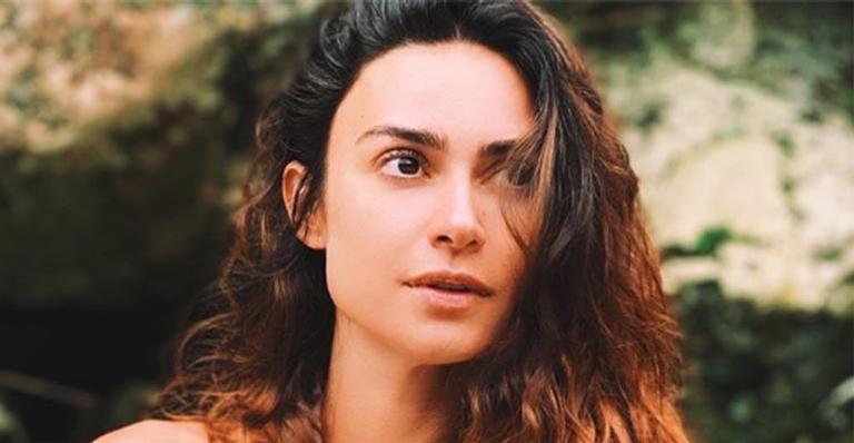 Thaila Ayala faz desabafo sobre cirurgia na coluna: ”Muito assustador”