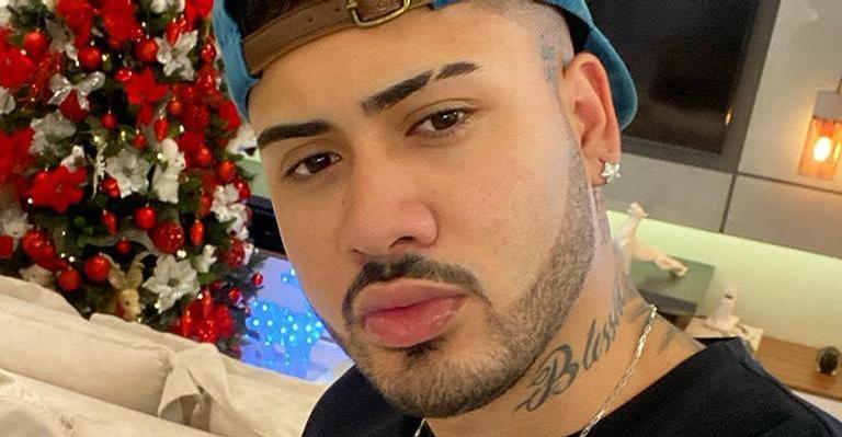 Kevinho curte viagem a Fernando de Noronha com nova namorada: ”Love”