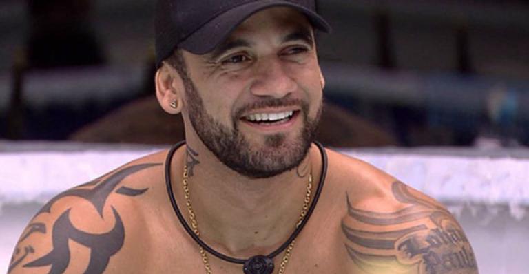 BBB20: Hadson afirma que se pegar o líder fará as sisters veganas comerem carne