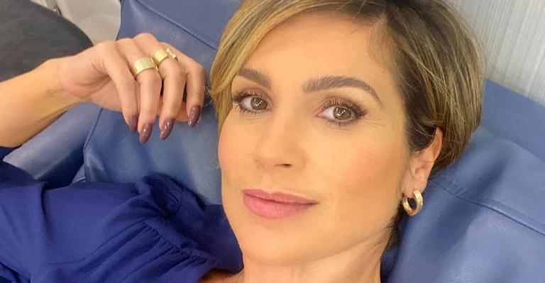 Flávia Alessandra relembra de seu papel na trama de ‘Porto dos Milagres’: ‘Bate aquela saudade’