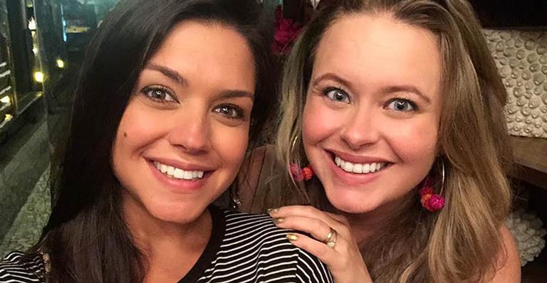 Mari Bridi e Thais Fersoza fazem fotos iguais de suas famílias: ‘Sintonia’