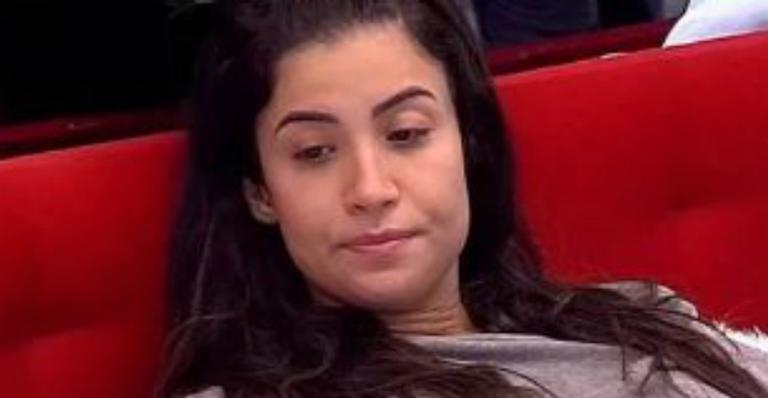 BBB 20: Bianca pede desculpas ao namorado após flerte com Guilherme