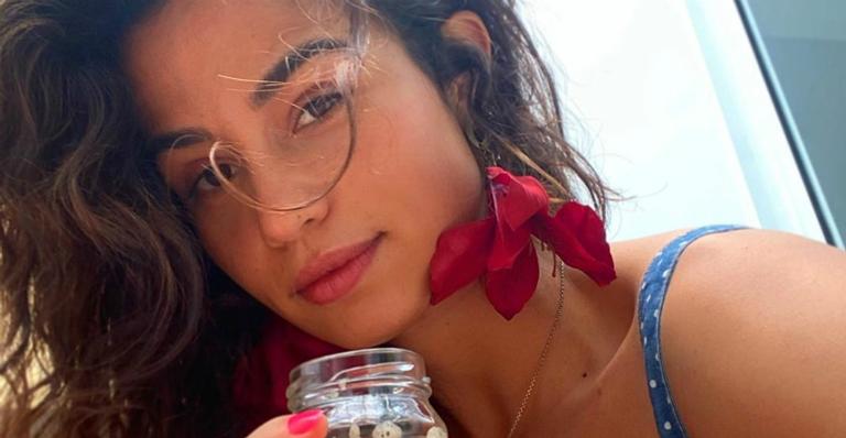 Nanda Costa posa coladinha com Emanuelle Araújo e faz homenagem emocionante: ”Nunca foi caso, sempre foi amor”