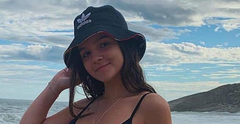 Mel Maia leva cantada de homem casado, se revolta e o expõe nas redes sociais