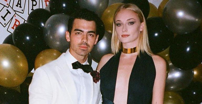 Sophie Turner e Joe Jonas estão à espera do primeiro filho, diz portal