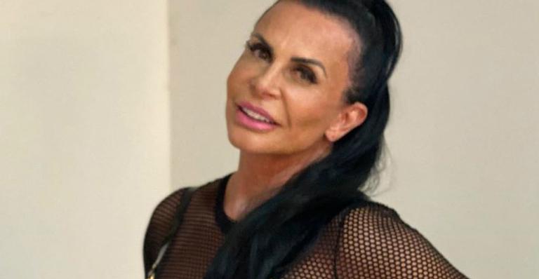 Gretchen se derrete pelo neto e compartilha olhos de Bento: ”Força do amor”
