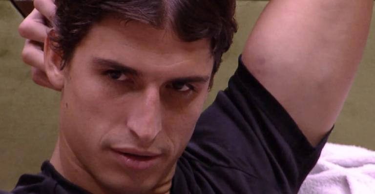 BBB20: Felipe Prior detona Pyong Lee durante discussão: ”Você é falso”