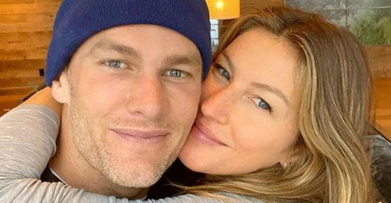 Gisele Bündchen posa em clima de romance nos braços do marido: ”Para sempre meu namorado”