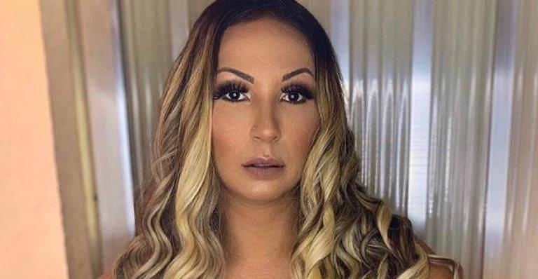 Sem sutiã, Valesca Popozuda arranca elogios da web ao surgir com decote generoso: ”Poderosa”