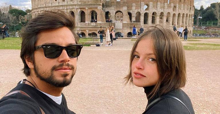 Agatha Moreira clica o namorado, Rodrigos Simas e se declara: ‘My Valentine é o melhor do planeta’