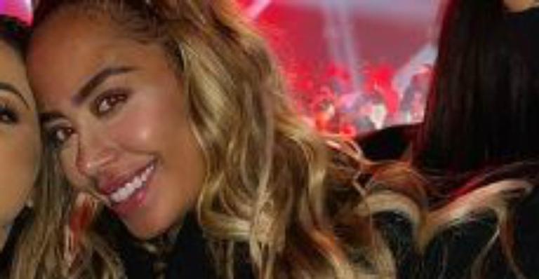 Rafaella Santos surge com look coladinho e aumenta suspeitas de gravidez