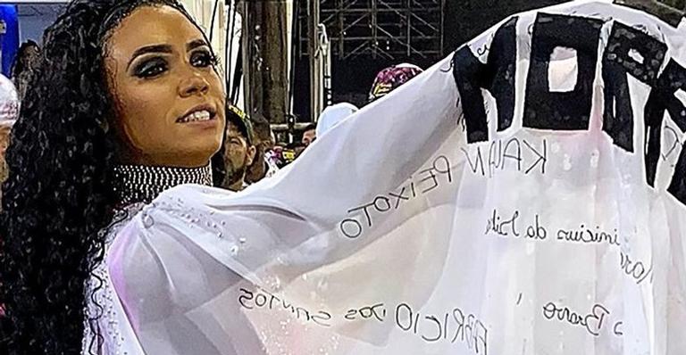 Rainha da Mangueira gera comoção ao protestar contra mortes de crianças nas favelas