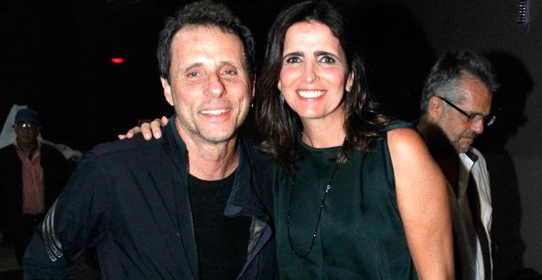 Em rara aparição, filhos de Malu Mader e Tony Bellotto são clicados juntos pelas ruas do Rio