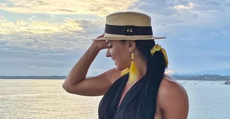 Graciele Lacerda é clicada de maiô por Zezé di Camargo e desabafa: ”Pequenas vitórias”