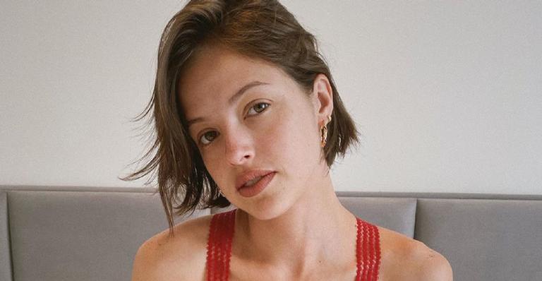 Agatha Moreira relembra viagem a Amsterdã com clique em cenário paradisíaco