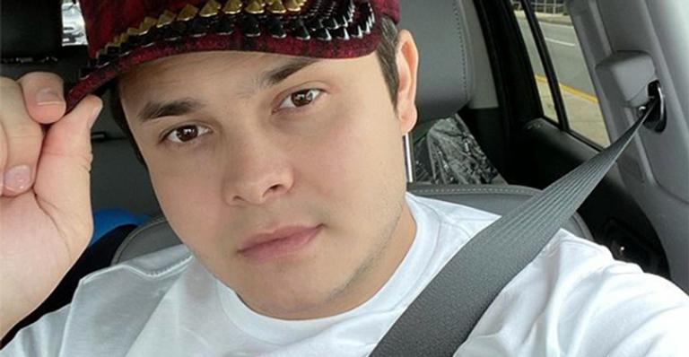Filho do sertanejo Matheus explode o fofurômetro em dia de bagunça