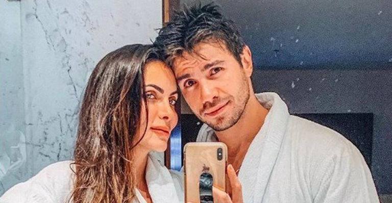 Nas redes, Carla Prata confirma término de relacionamento com Mariano