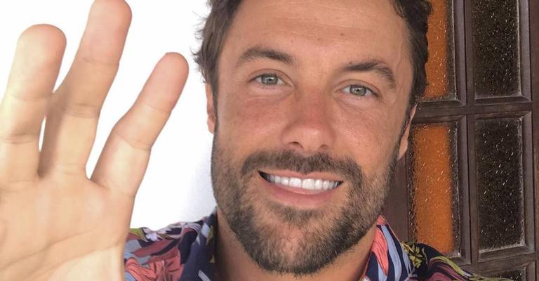 Bem disposto, Kayky Britto faz corrida em meio à natureza: ‘Run’