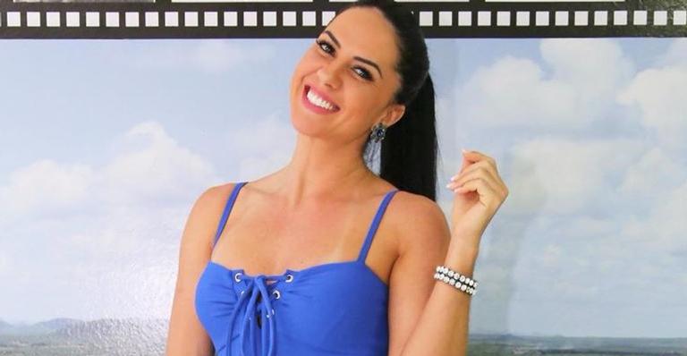 Graciele Lacerda encanta web ao relembrar clique da infância: ”Tinha 7 anos”