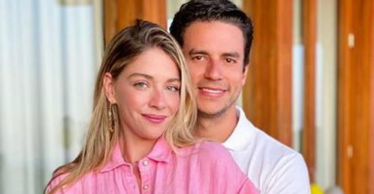 Luma Costa celebra onze anos ao lado do marido com homenagem especial: ”Crescemos juntos”