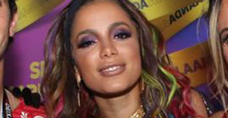 Anitta surge com novo affair no Carnaval do Rio de Janeiro