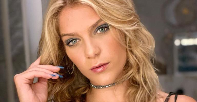 Isabella Santoni revela ansiedade antes do desfile de carnaval: ”Quase parei de respirar”