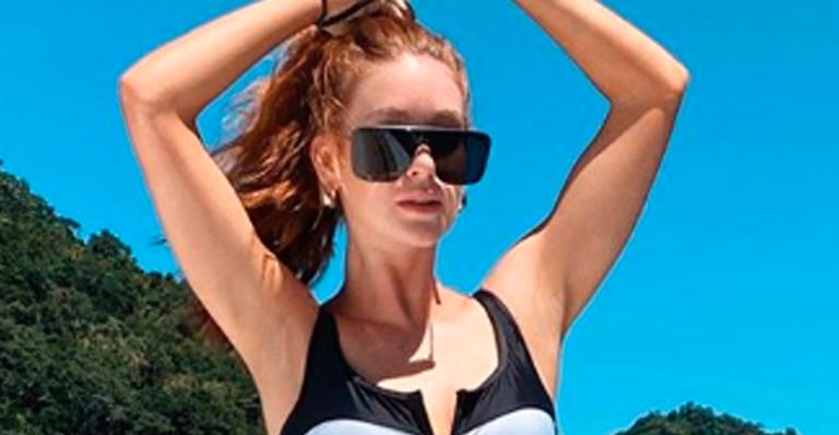 Marina Ruy Barbosa curte passeio de barco com biquíni micro e ostenta corpo esbelto