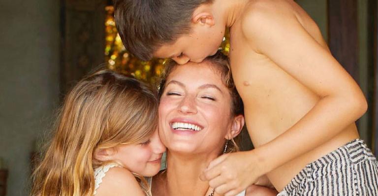 Filhos de Gisele Bündchen e Tom Brady são flagrados em momento fofíssimo entre irmãos