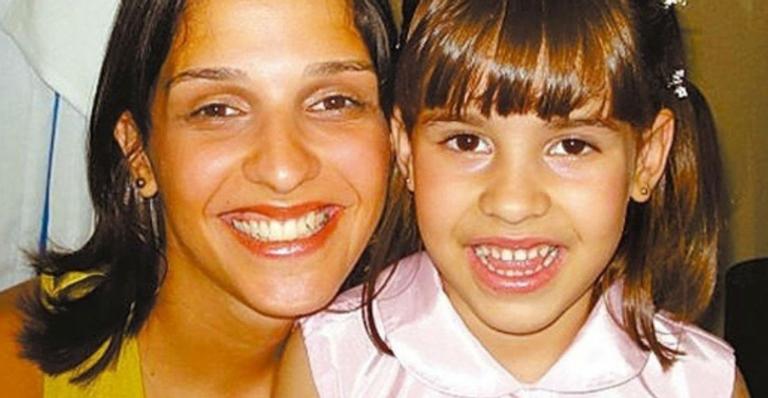 Mãe de Isabella Nardoni dá à luz nova menina e publica a primeira foto nas redes sociais