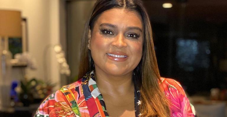 Preta Gil encanta a web ao surgir agarradinha com a neta, Sol de Maria: ”Nosso amor”