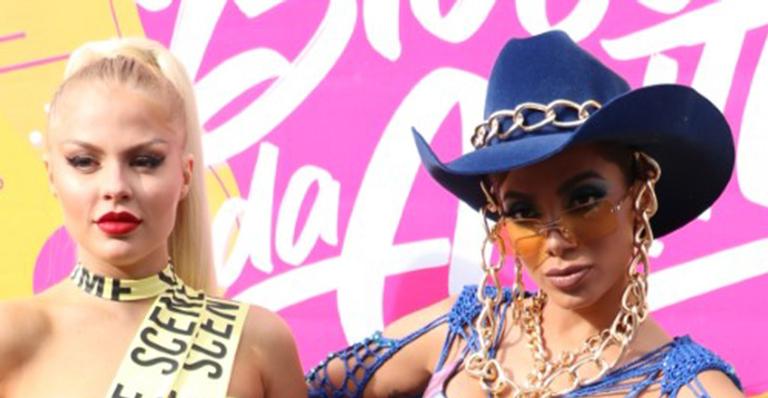 Luísa Sonza causa e aparece com body cavado de faixas para se jogar no bloco da Anitta