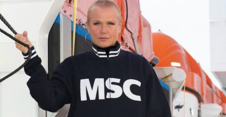 Xuxa Meneghel posta foto de quando era criança para iniciar homenagens de aniversário