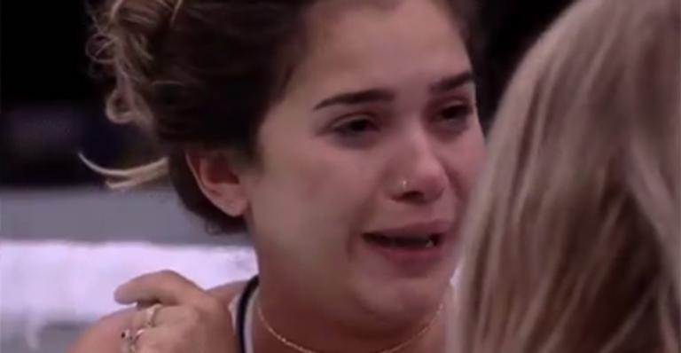 BBB20: Gizelly conversa com Daniel e confessa amor por Marcela: ”Eu tenho que falar tudo”