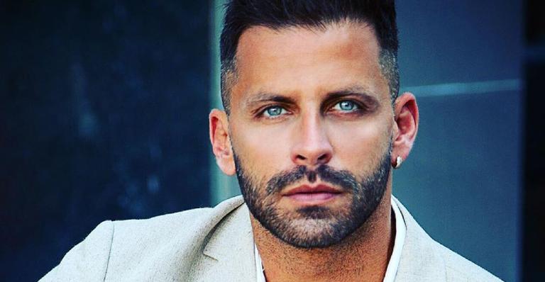 Henri Castelli posa com namorada gata e semelhança com Bruna Marquezine espanta internautas