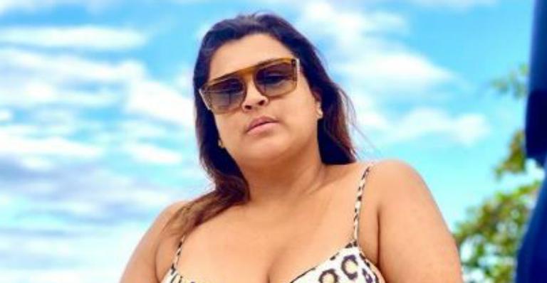 Preta Gil mostra o corpão real em clique de biquíni e arranca elogios na web