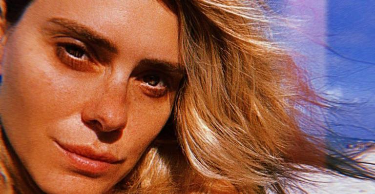 Carolina Dieckmann homenageia Laryssa Ayres e recorda de parceria em novela: ‘Que seu ano seja doce’