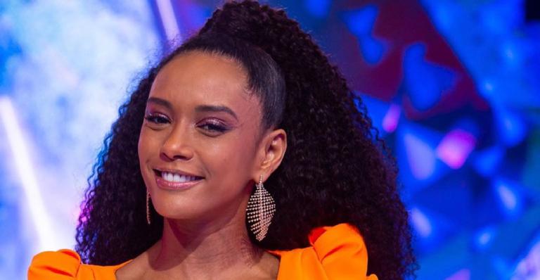 Taís Araújo surge ao lado das amigas de elenco e se declara: “Amor pra toda a vida”