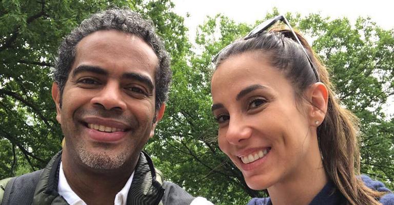 Jair Oliveira e Tania Khalil celebram o aniversário da filha mais nova com clique em família