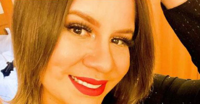 Poderosa! Marília Mendonça posa em seu jatinho luxuoso e anuncia retorno aos palcos