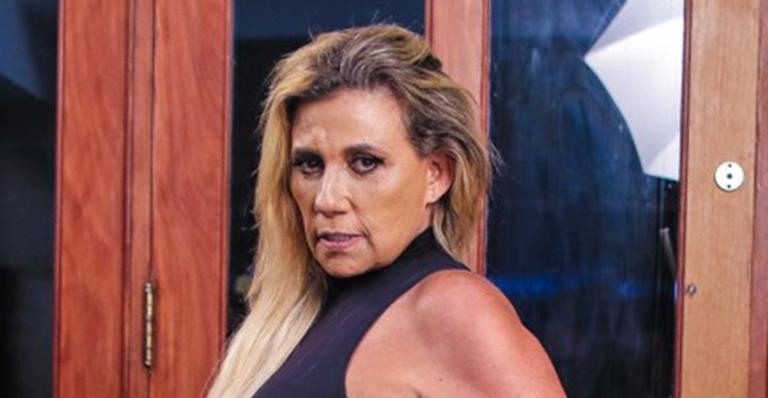 Aos 65 anos, Rita Cadillac gera comoção ao eleger look bombástico para lançamento de projeto